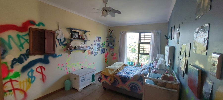 5 Bedroom Property for Sale in Gonubie Eastern Cape